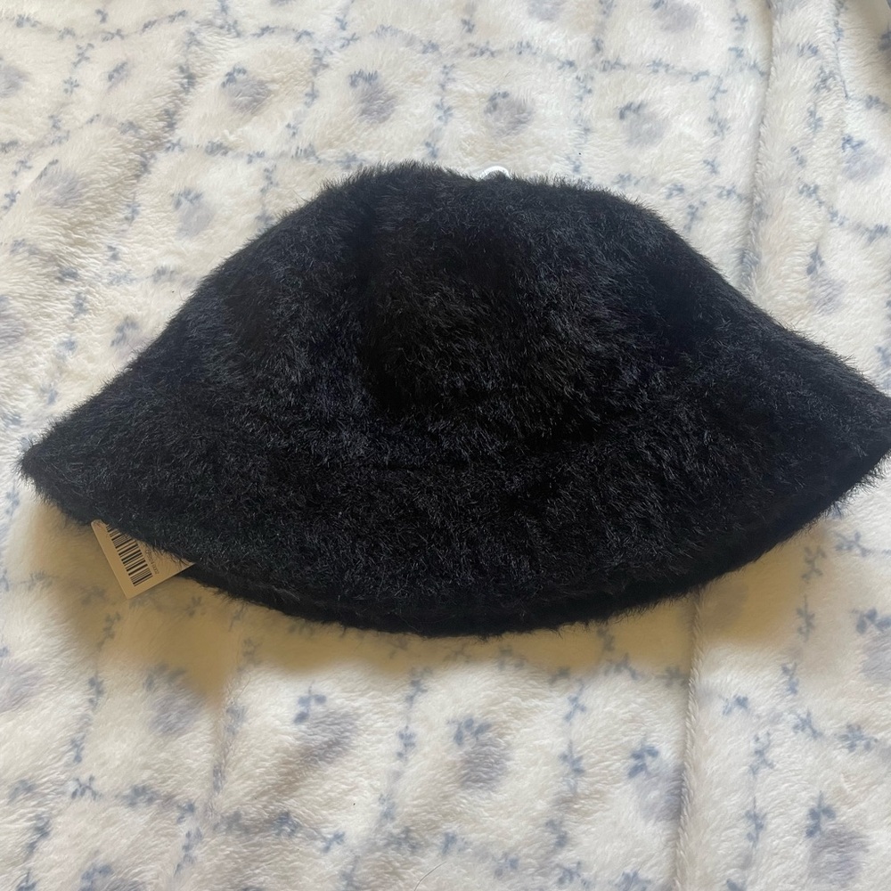 NWT Urban Outfitters Fuzzy Black Bucket Hat